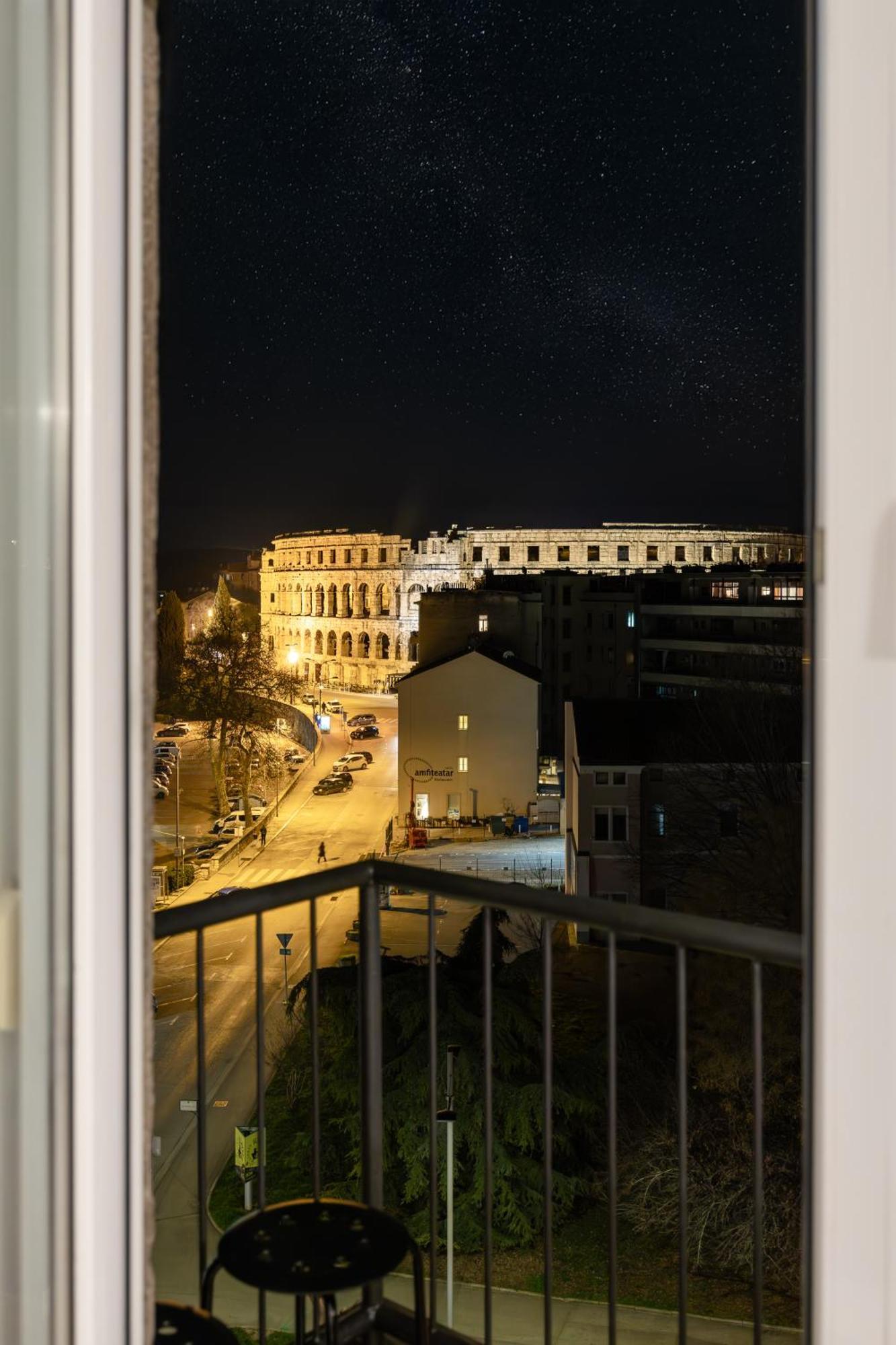 Ancora Center Apartment พูลา ภายนอก รูปภาพ